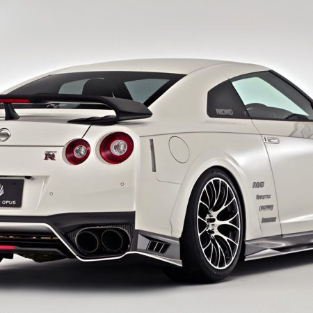 Varis Magnum Opus ’18 Ver. 2 Rear Fender Trim for EBA-R35 Nissan GT-R [VANI-240C/VANI-240F]
