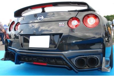 Phoenix’s Power Carbon Tail Finisher for 2017-19 Nissan GT-R [R35]