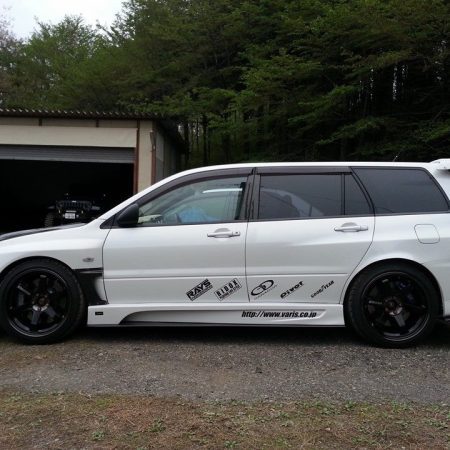 VARIS FRP Side Diffusers for 2005-07 Mitsubishi Evo IX Wagon [CT9W] VAMI-140