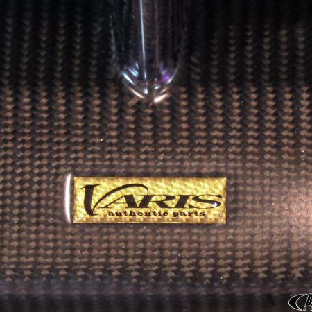 Varis Special Edition Gold Carbon Fiber Badge [VARIS_UNIV_GOLDBADGE]