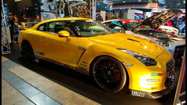 Shop Car Spotlight - Top Secret Gold GT-R