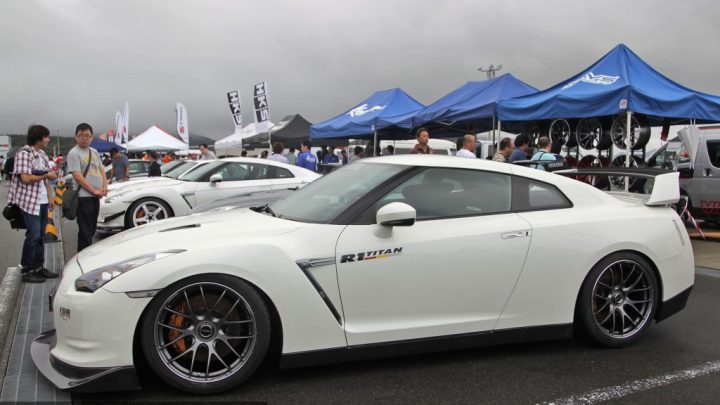 Shop Car Spotlight - Powerhouse Amuse Phantom GT-R