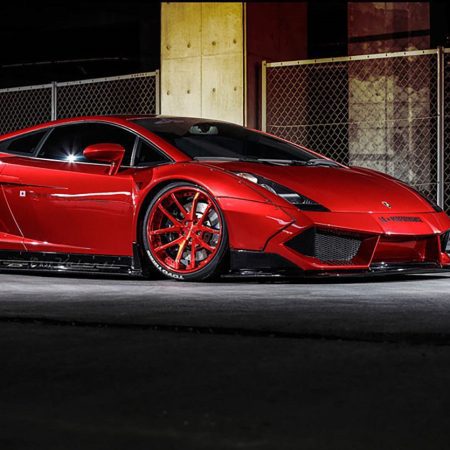 Liberty Walk LB-WORKS Widebody Kit for Lamborghini Gallardo (pre-facelift)