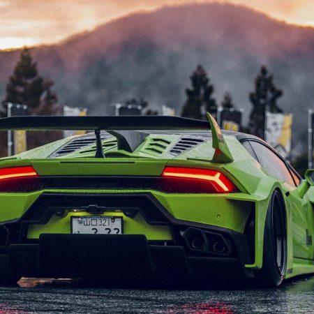 Liberty Walk LB-Silhouette WORKS GT Rear Engine Hood for LP610-4 Lamborghini Huracán