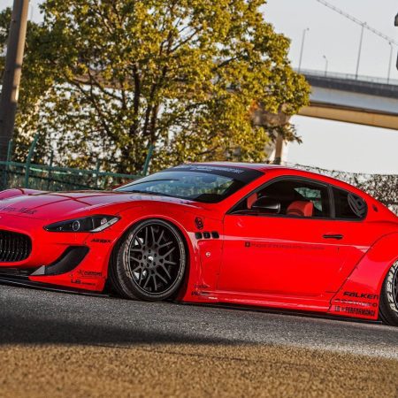 Liberty Walk LB-WORKS Widebody Kit for M145 Maserati GranTurismo