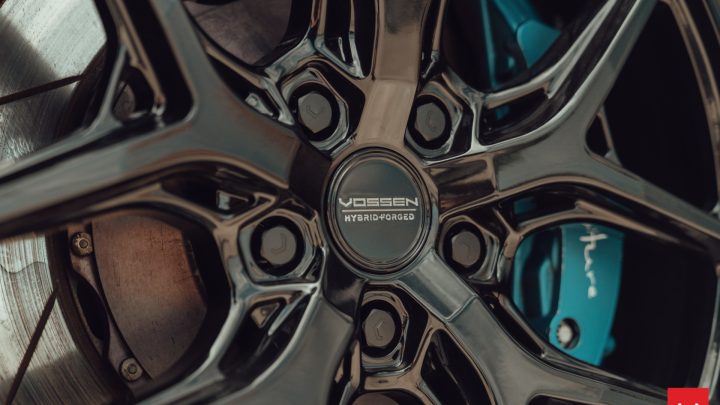 Black Bagged Tesla Model S Plaid - Vossen Hybrid Forged HFX-1 Wheels in Gloss Black Image 12