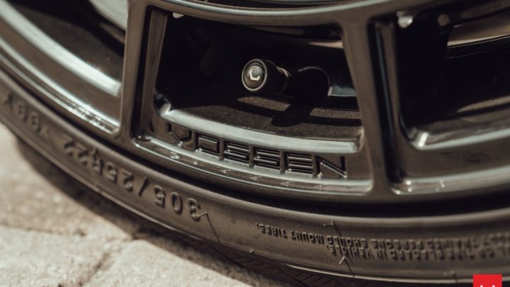 Black Bagged Tesla Model S Plaid - Vossen Hybrid Forged HFX-1 Wheels in Gloss Black Image 15