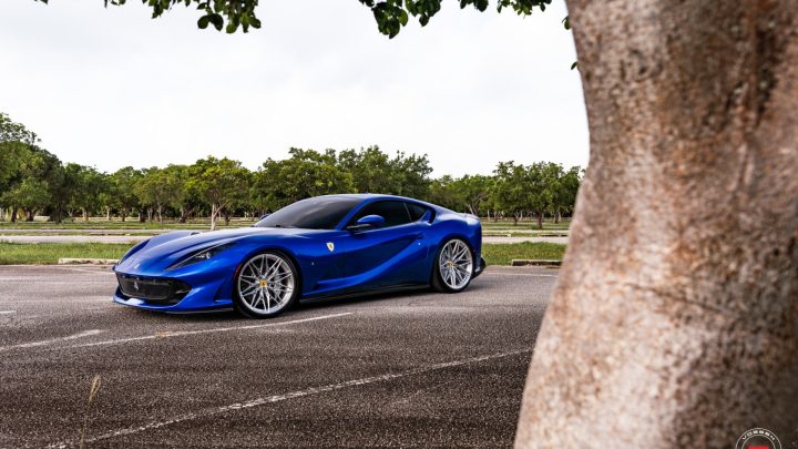 Blu Tour De France Ferrari 812 Superfast - Vossen Forged S21-02 Wheels in Gloss Clear Image 31