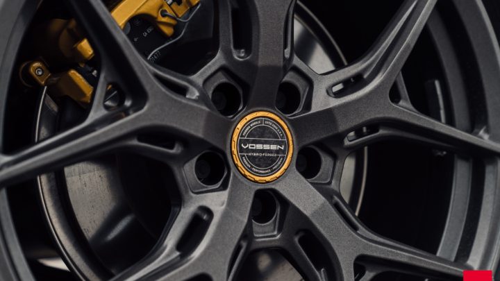 Vapour Gray Volvo V60 Polestar - Hybrid Forged HF-5 Wheels in Gloss Gunmetal Image 8