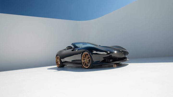 Nero Ferrari Roma Spider - Novitec Carbon Fiber Body Kit And Forged Wheels