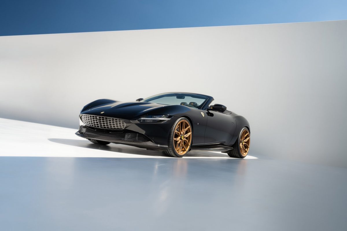 Nero Ferrari Roma Spider – Novitec Carbon Fiber Body Kit And Forged Wheels