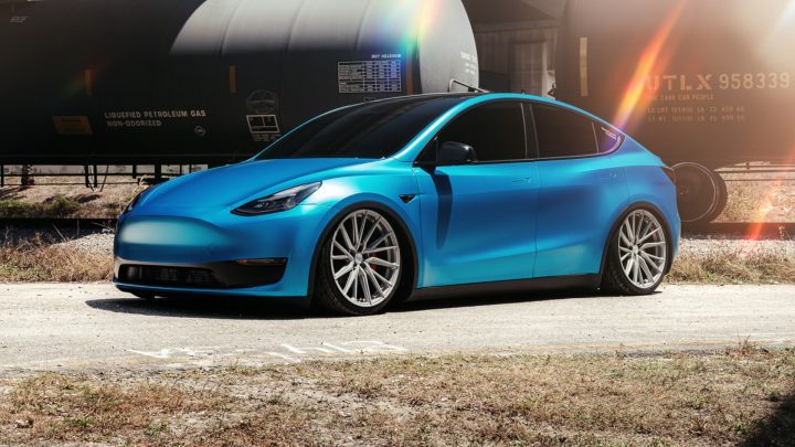 Blue Tesla Model Y - Vossen HF-4T Wheels in Satin Silver