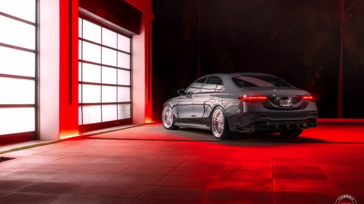 Graphite Gray Metallic Mercedes S63 AMG - Vossen GEN-04 Forged 3-Piece Wheels