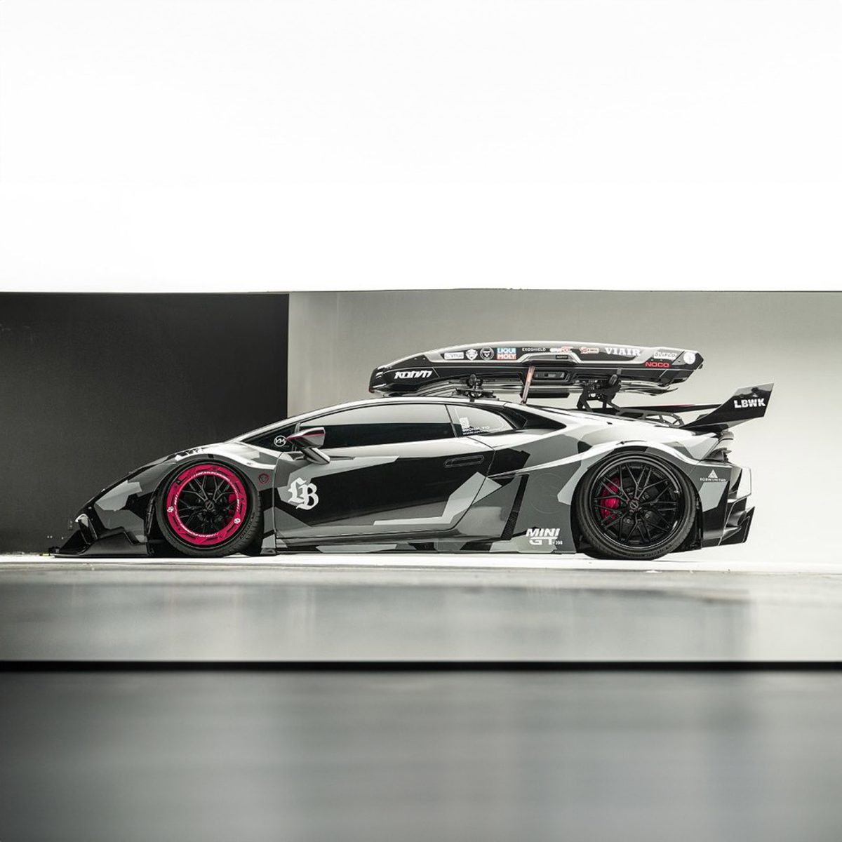 Lamborghini Huracan LBWK – MV FORGED AR-220 | MR-220 Wheels