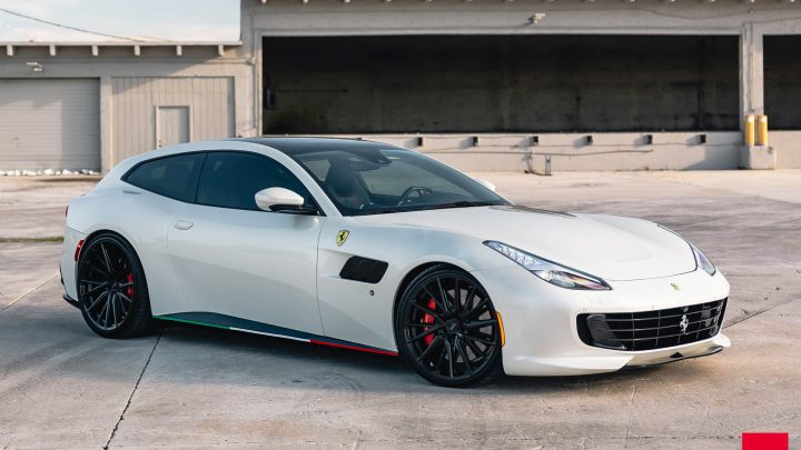 White Ferrari GTC4Lusso - Vossen Hybrid Forged HF-4T Wheels in Gloss Black