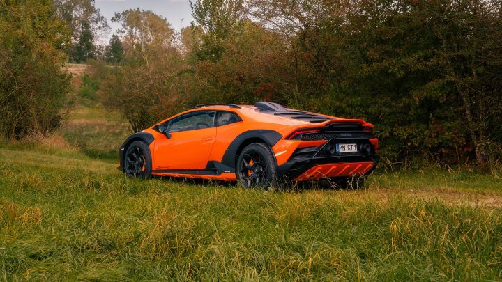 Arancio Borealis Lamborghini Huracan Sterrato - Novitec x Vossen NL5 Forged Wheels in Satin Black